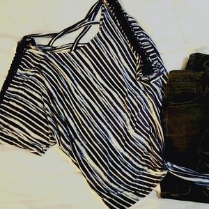 Black White and Blue Striped Iz Byer XL Top